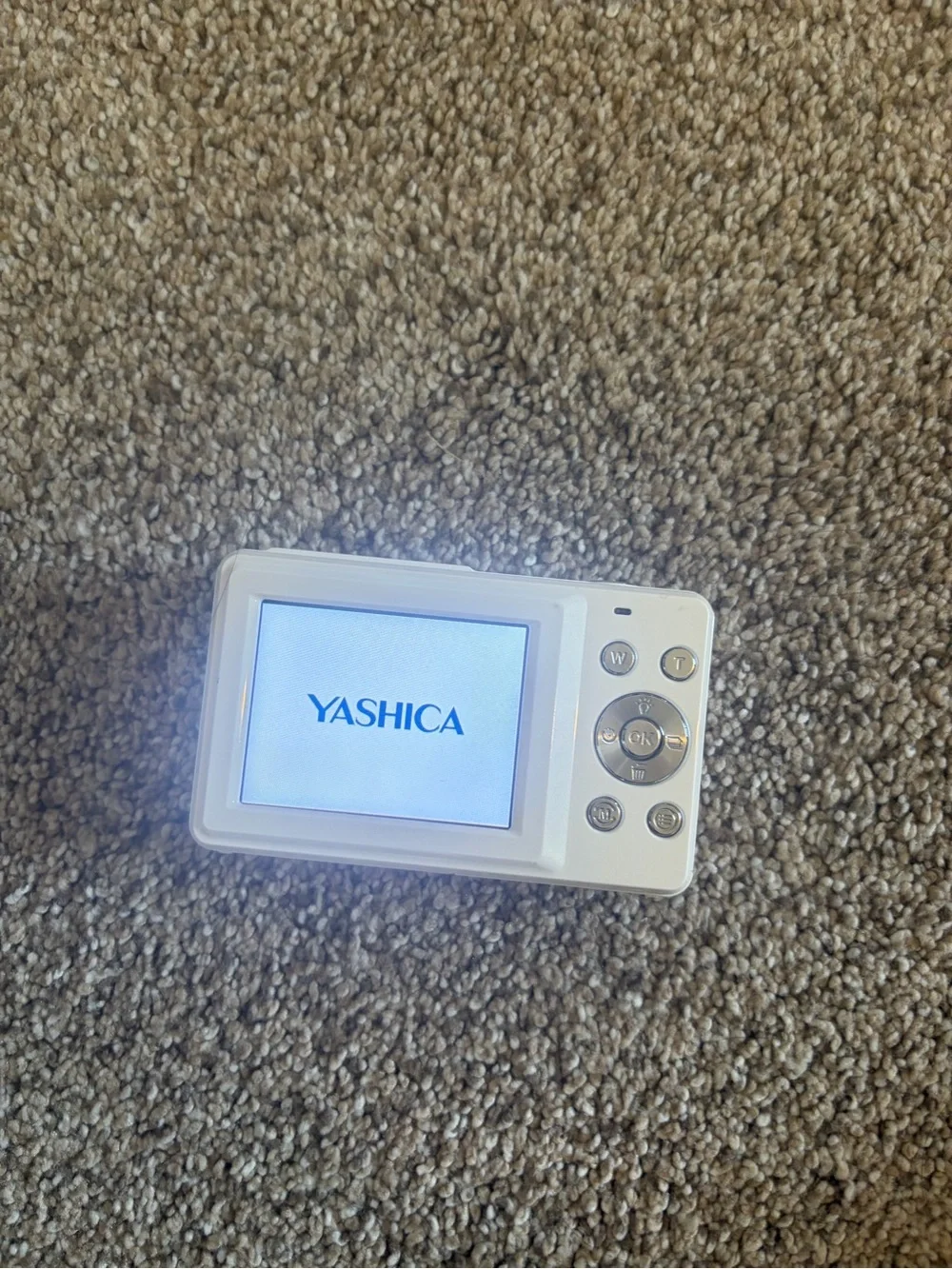 Yashica DigiPix 100 Compact Camera - White with Silver Lens (digital camera)